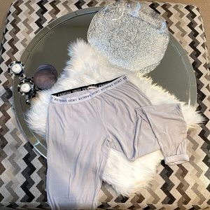 Victoria’s Secret - Ribbed Joggers/Loungewear/Pajamas - Grey - M
